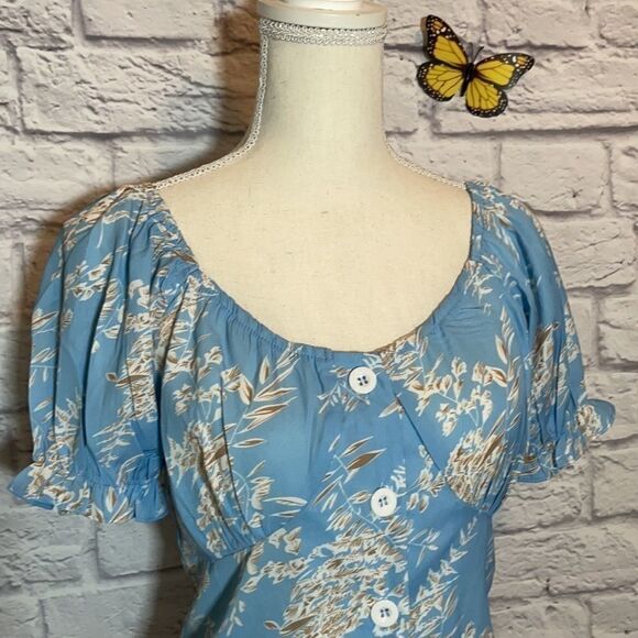 NASTY Gal Floral Crop Top Size 2 - Picture 4 of 13